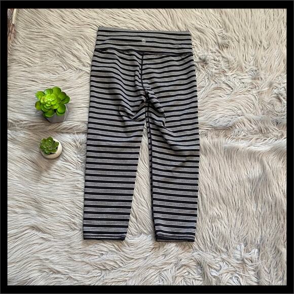 Athleta Heather Stripe Chatarunga Legging - Picture 3 of 4